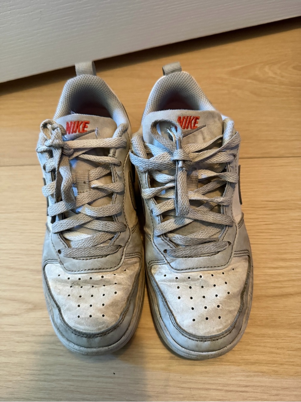 Nike kids Gray Low-Top Sneakers